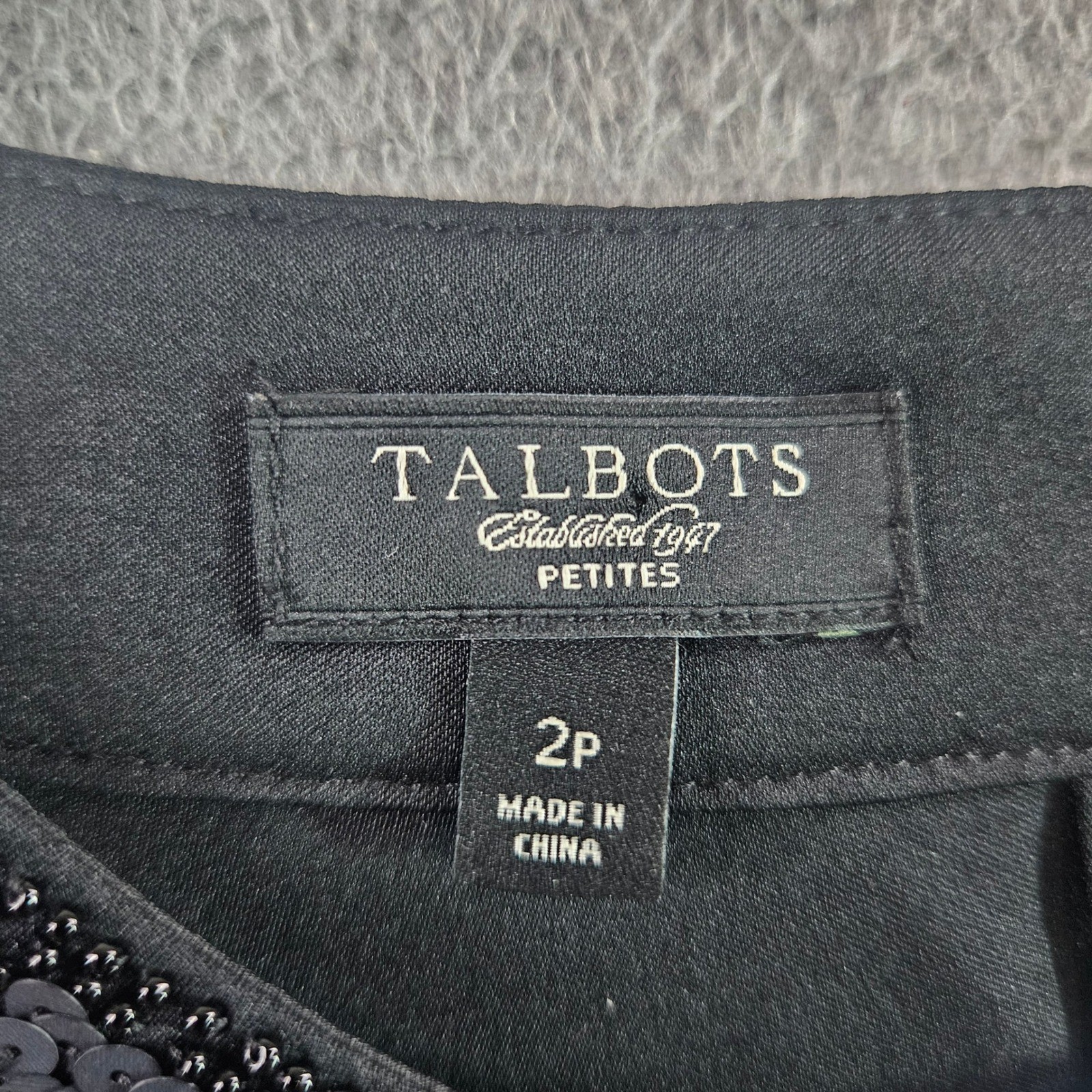 Talbots Petites Black Silk Blend Sequin Beaded Neckline Blouse Top 2P Womens