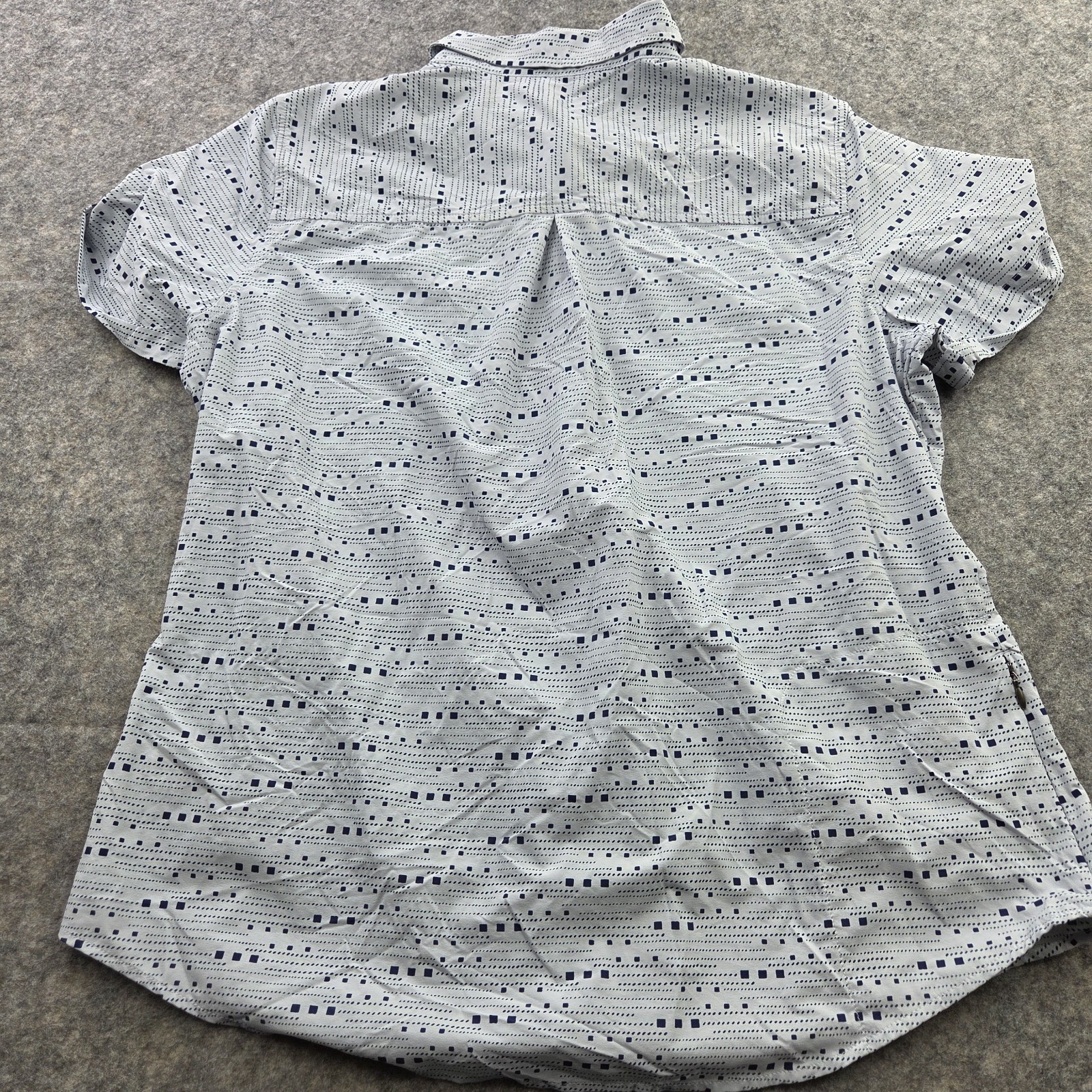 Outdoor Research Women’s XL Ligh Blue Astroman Short Sleeve Button Up Sun Shirt