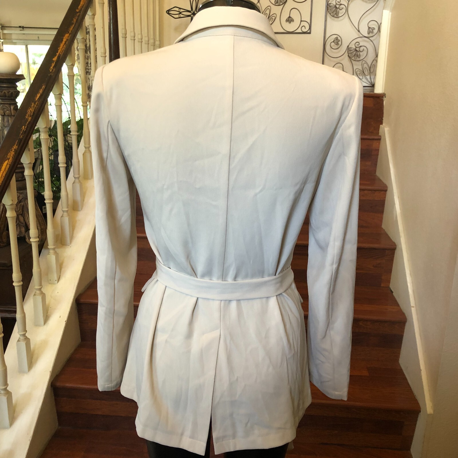 Shein Women’s Blouse/Beige Unique Wrap Collard Faux Pockets Front Buttons Small