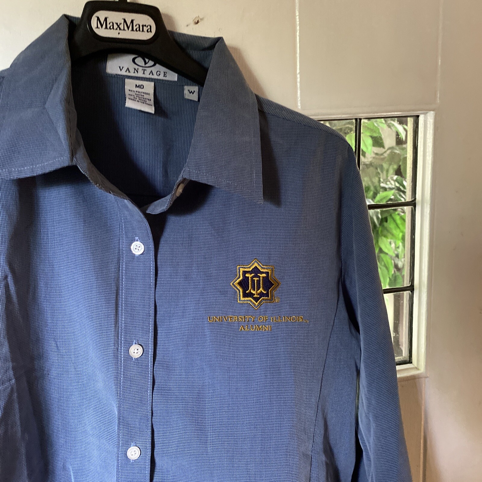 (1) Trendy Blue Vantage University Of Illinois Alumni Button-Down Women’s Size M