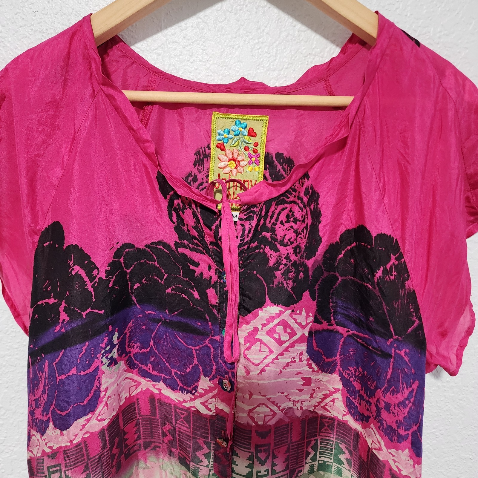 Johnny Was Blouse Short Sleeve Boxy Fit Vibrant Colors 100% Silk Medium Festival