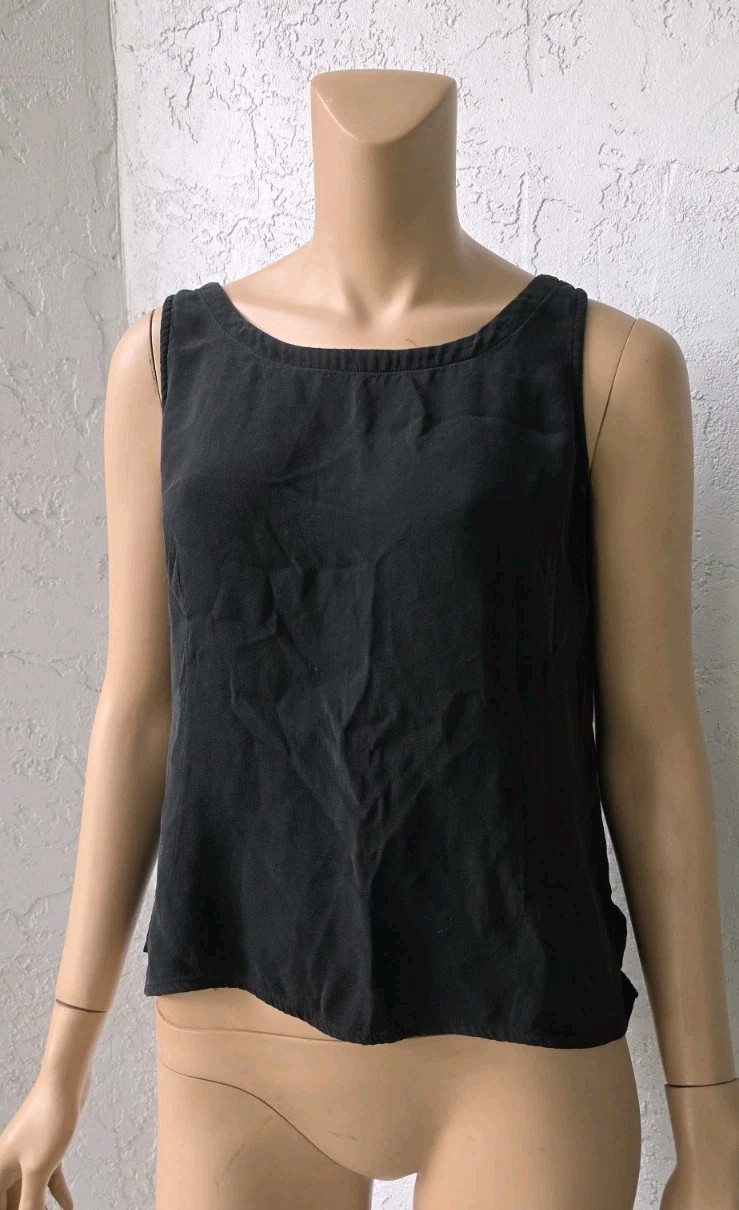 Eileen Fisher Silk Georgette Crepe Sleeveless Bateau Neck Black Tank Top Medium