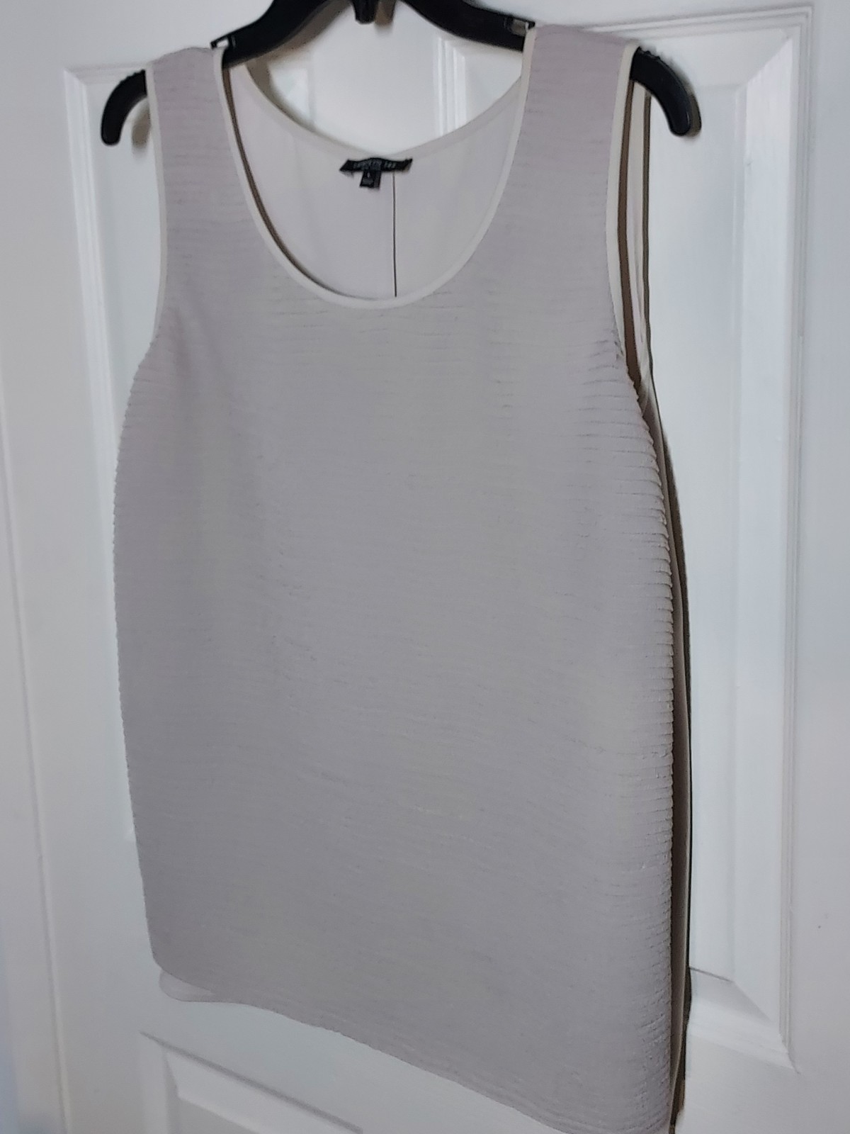 Lafayette 148 New York Beige/ Ivory Polyester Lined Sleveless Blouse Size L