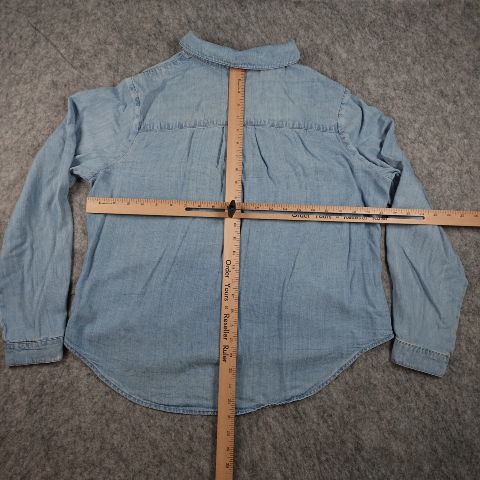 Cloth and Stone Top Women Extra Large Blue Ruched Front Button Down Chambray