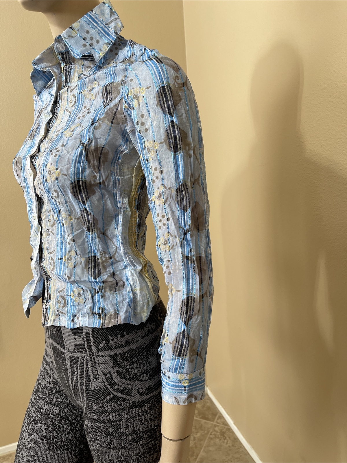 Women’s Light Blue Floral Polyester Casual Strip Pleat Size S Button Blouse Top