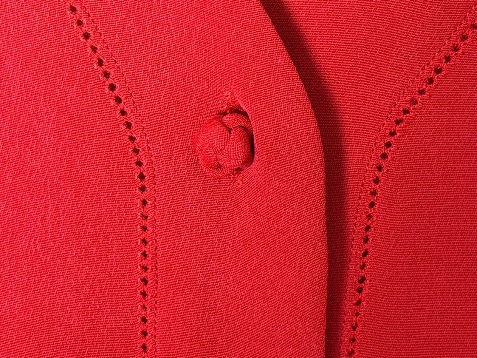 Due per Due 10 Red Silk Tunic Long Sleeve Vintage Timeless Luxury Valentines Day