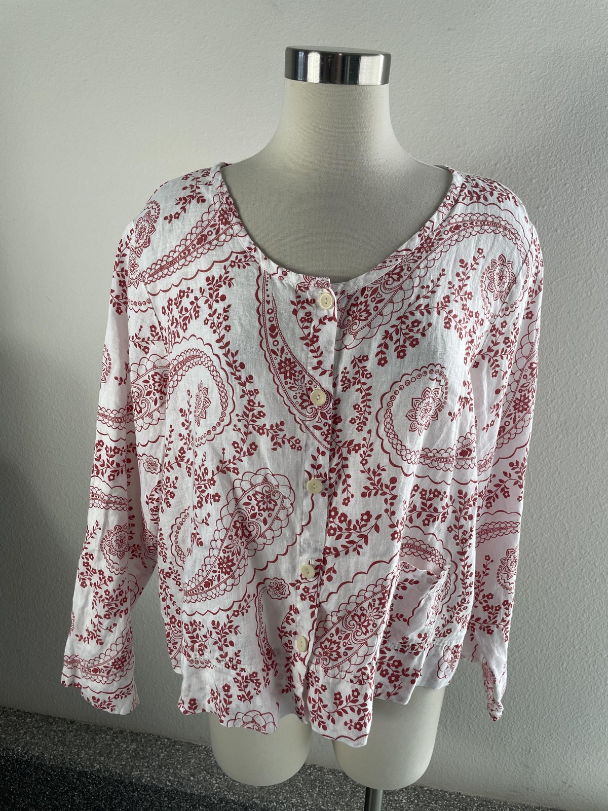 FLAX Shirt Womens Medium White Red Paisley 100% Linen Button Front Pocket Top
