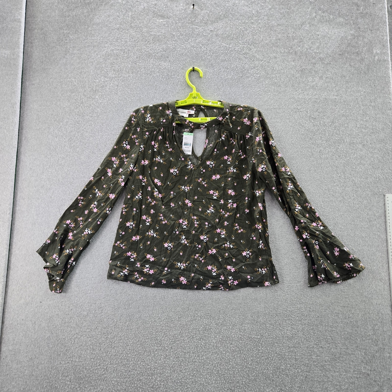 Bongo Junior Blouse M Olive Floral Woven Round Neck Bell Sleeve NWT