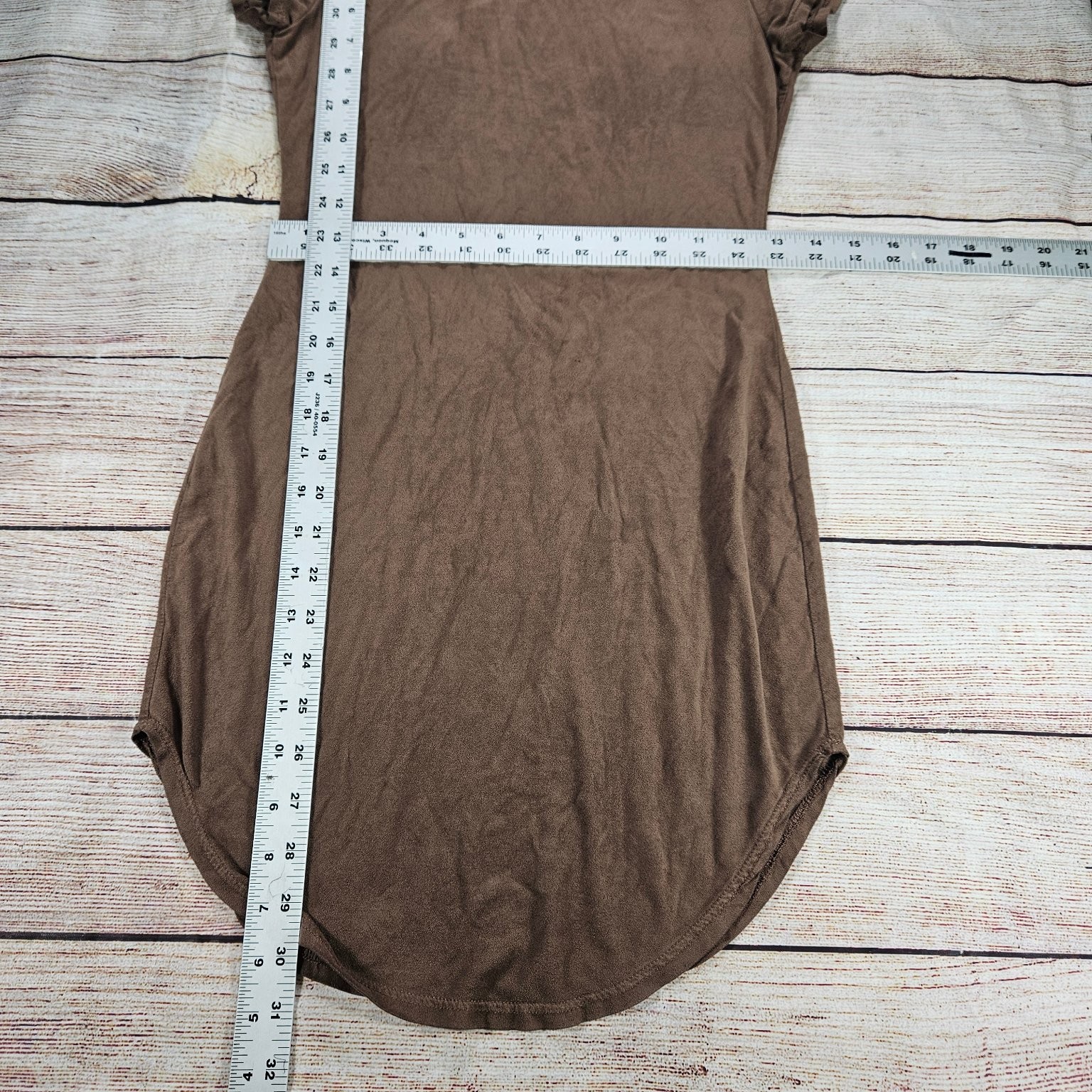 January 7 Women’s Brown Short Sleeve Crew Neck Tunic Top M Curved Hem Dress