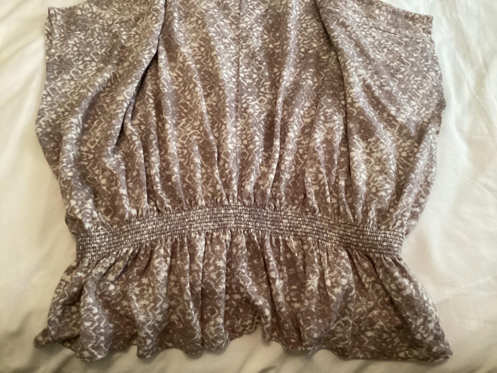 Ladies Blouse by WRAP. Size 12. 100% Cotton. Machine wash.