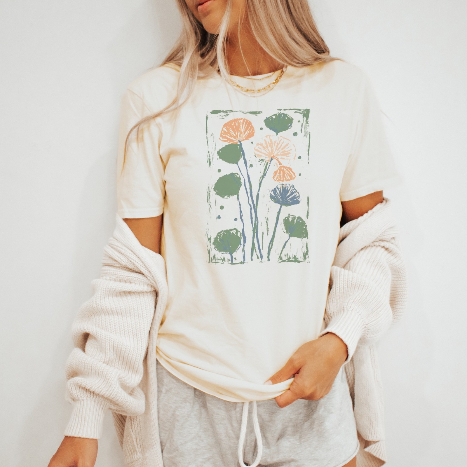 Hand-Painted Botanical Flowers Graphic Tee Natural Gildan Unisex