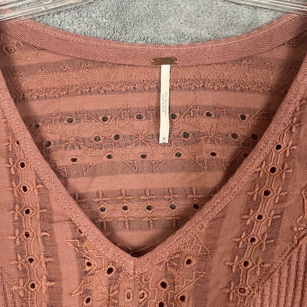 Free People Parisian Nights Top Womens M Eyelet Bell Sleeve Boho Lagenlook