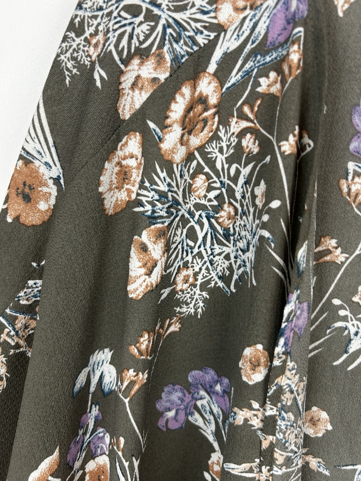 Kimono Women Medium Wrap Flowy Floral Boho Layer Topper Long Oversized Read