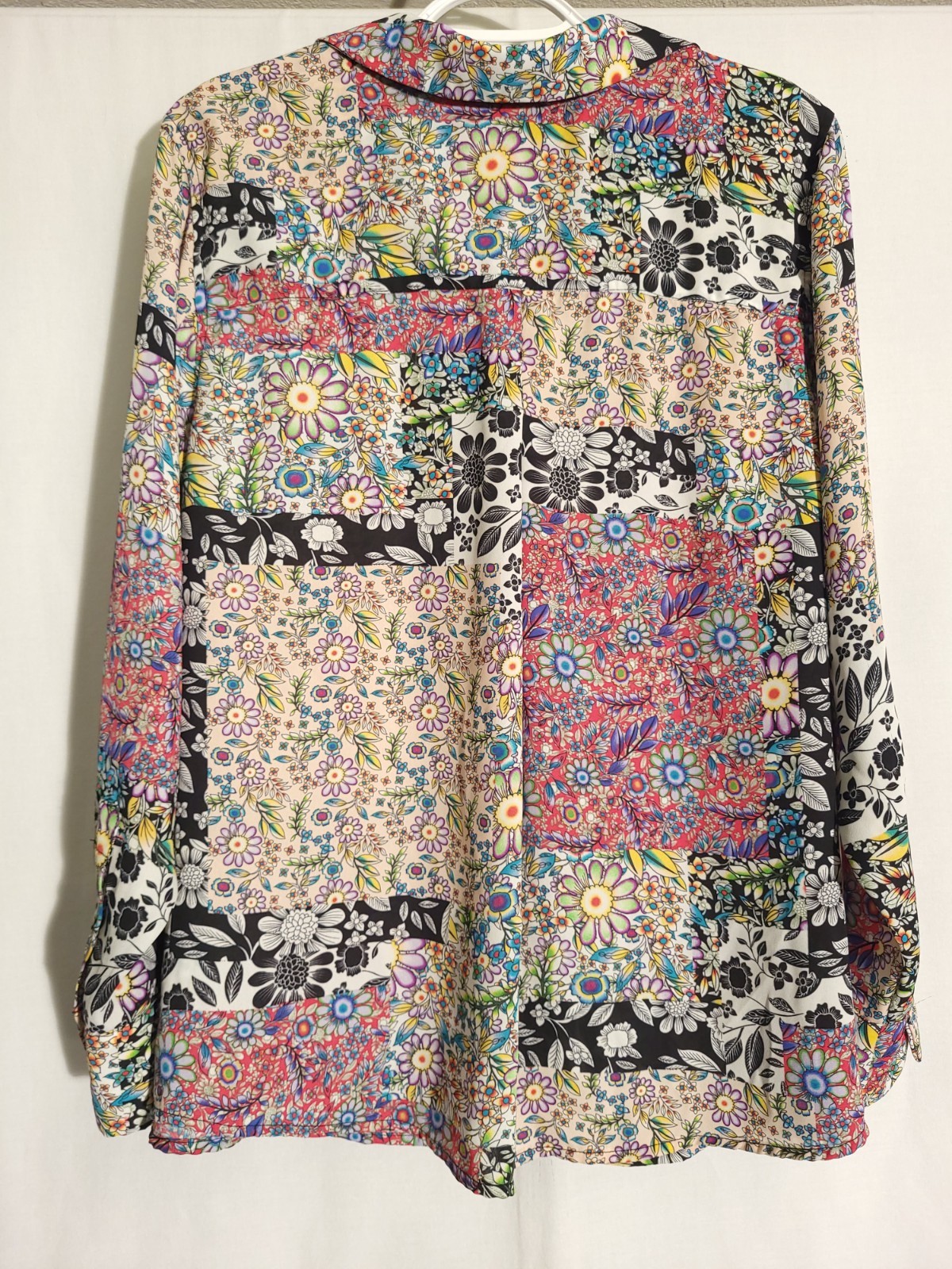 Jones NY-Colorful Black Peach Red Blue Green Floral Long Sleev Button Top-1X