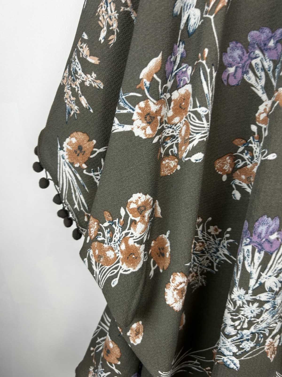 Kimono Women Medium Wrap Flowy Floral Boho Layer Topper Long Oversized Read