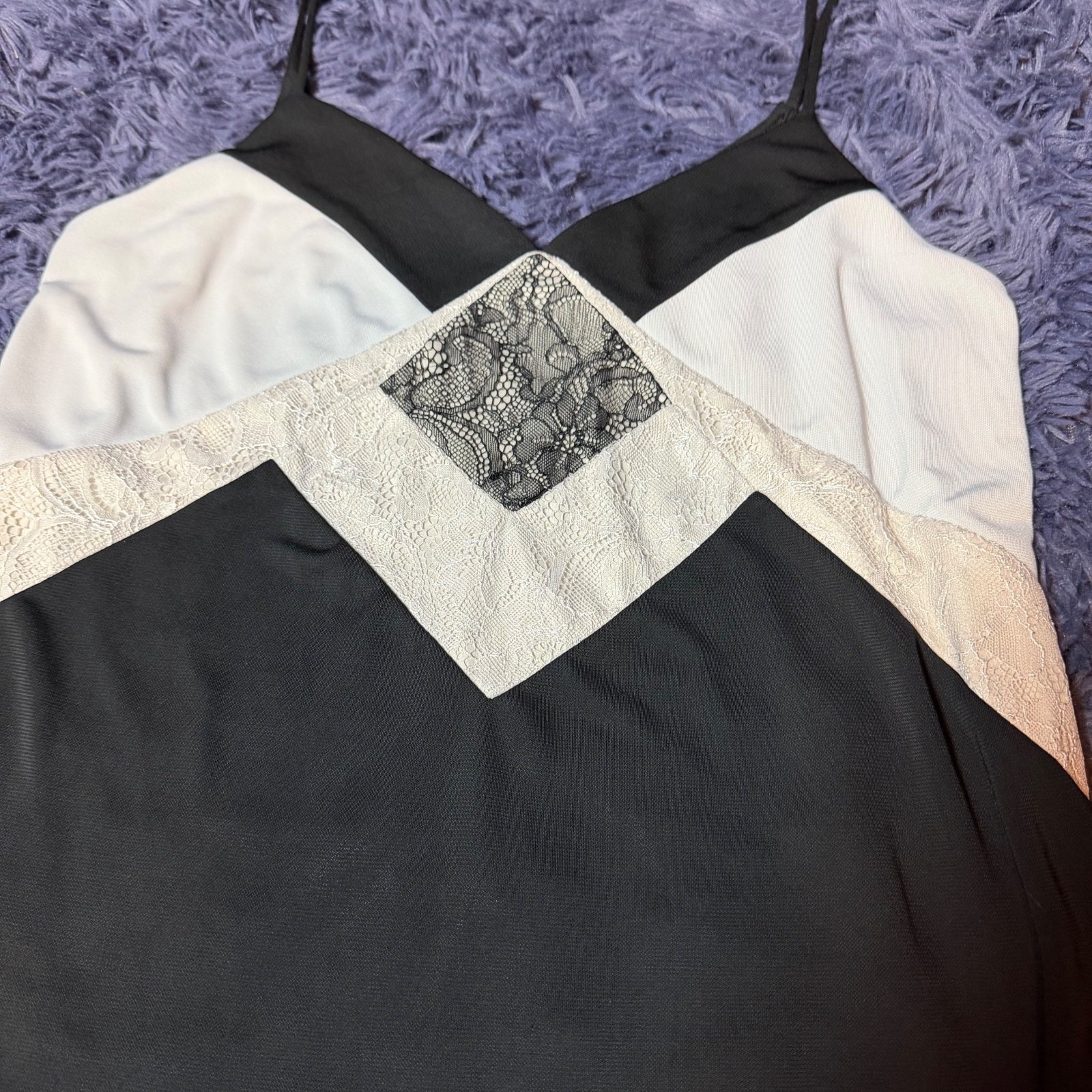 Express Y2k Black White Geometric Lace Detail Tank Top Spaghetti Strap Size Med