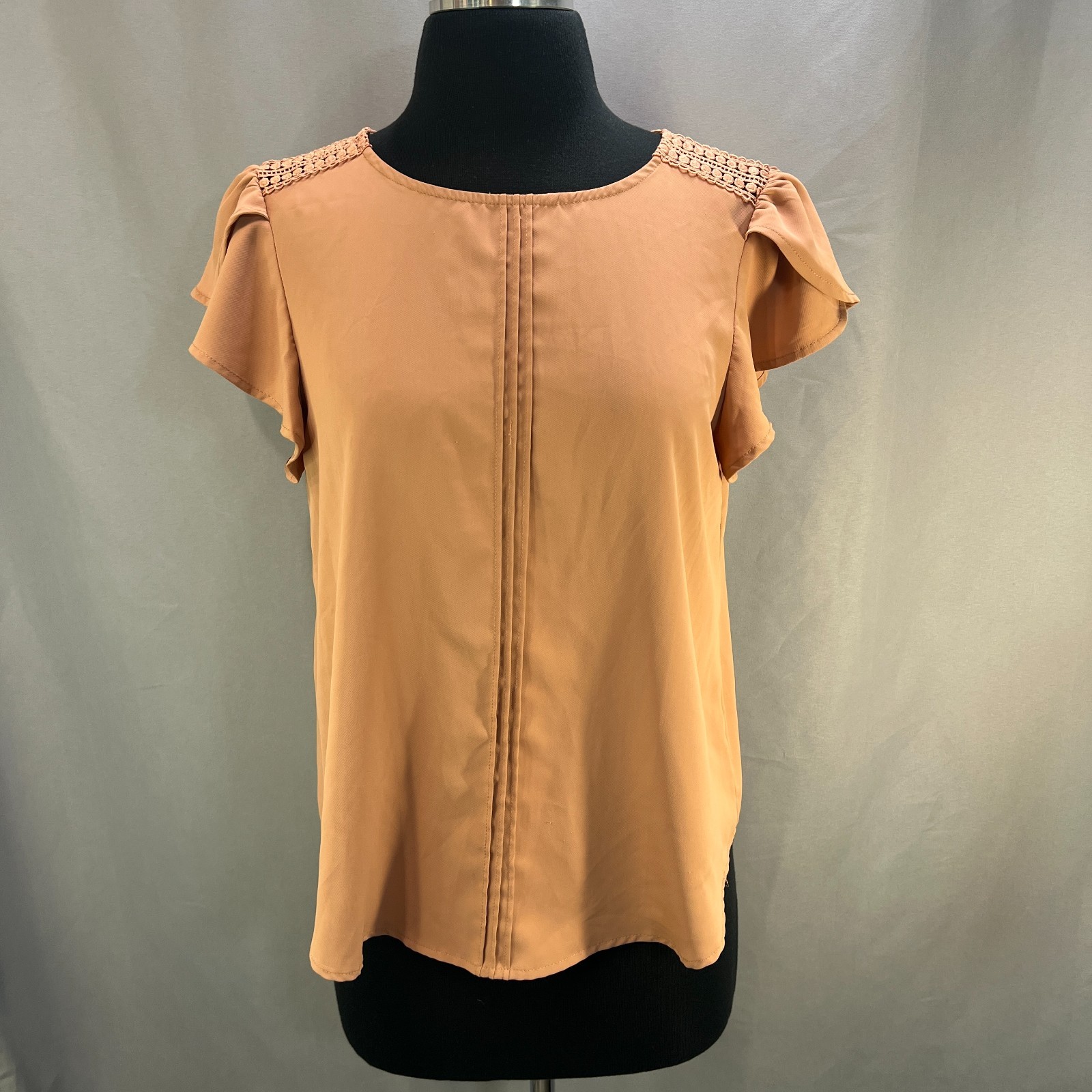 Mine Blouse Top Womens Medium Orange Tulip Sleeve Keyhole Back Lace Detail Party