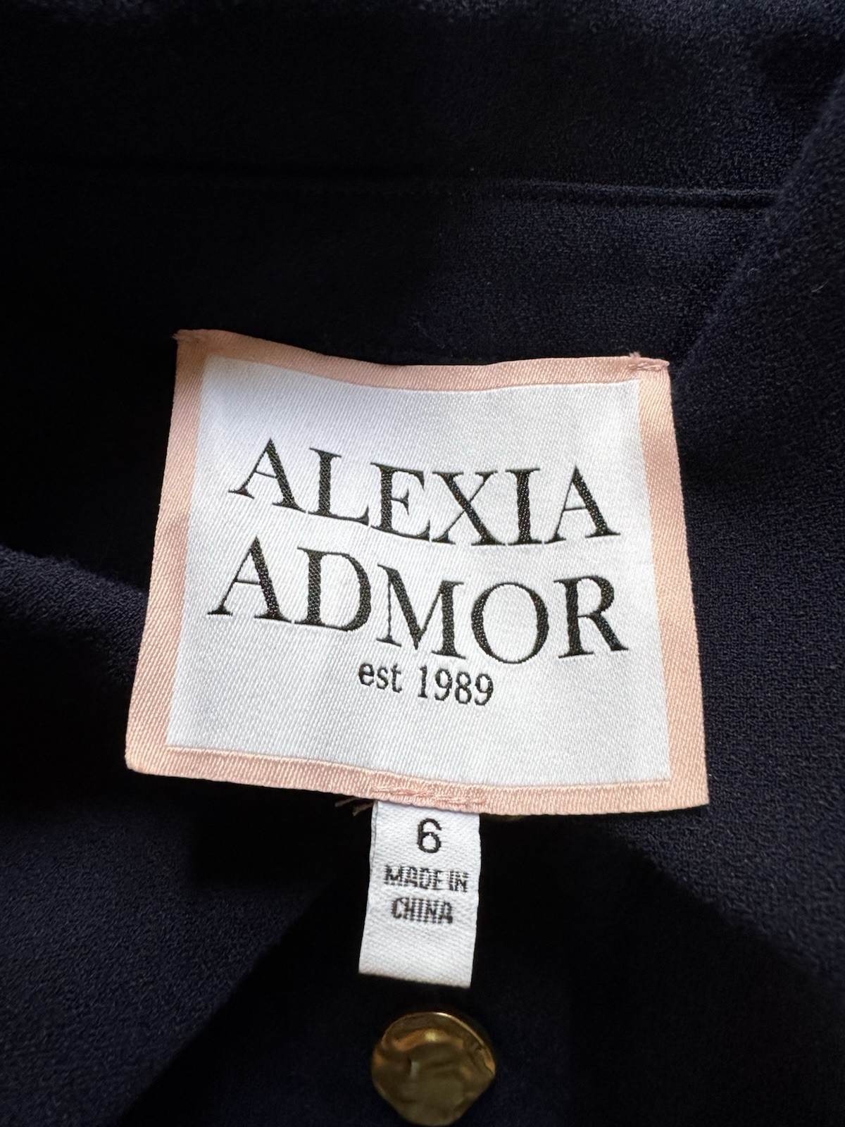 Alexia Admor Navy Long Sleeve Blouse Women Size 6 Gold-Tone Buttons Lux Work Top