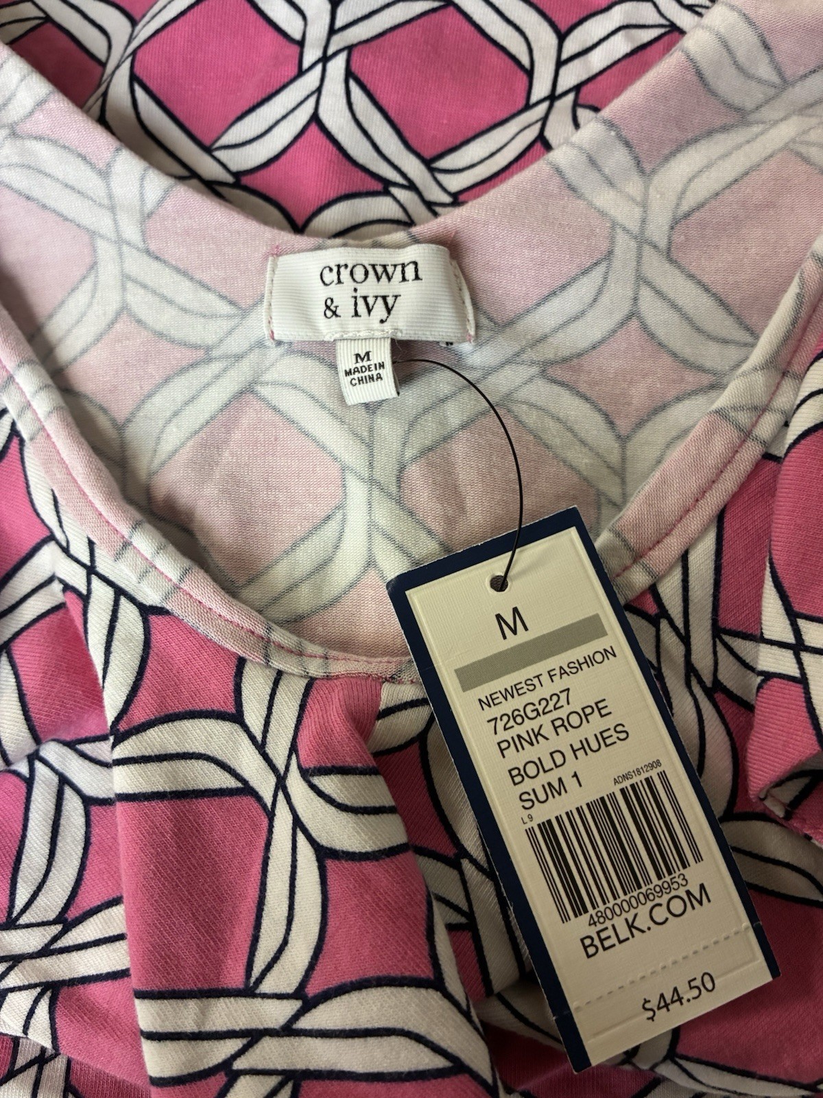 Crown & Ivy Pink Geometric Ruffle Tank Top Women’s Medium Sleeveless Stretch