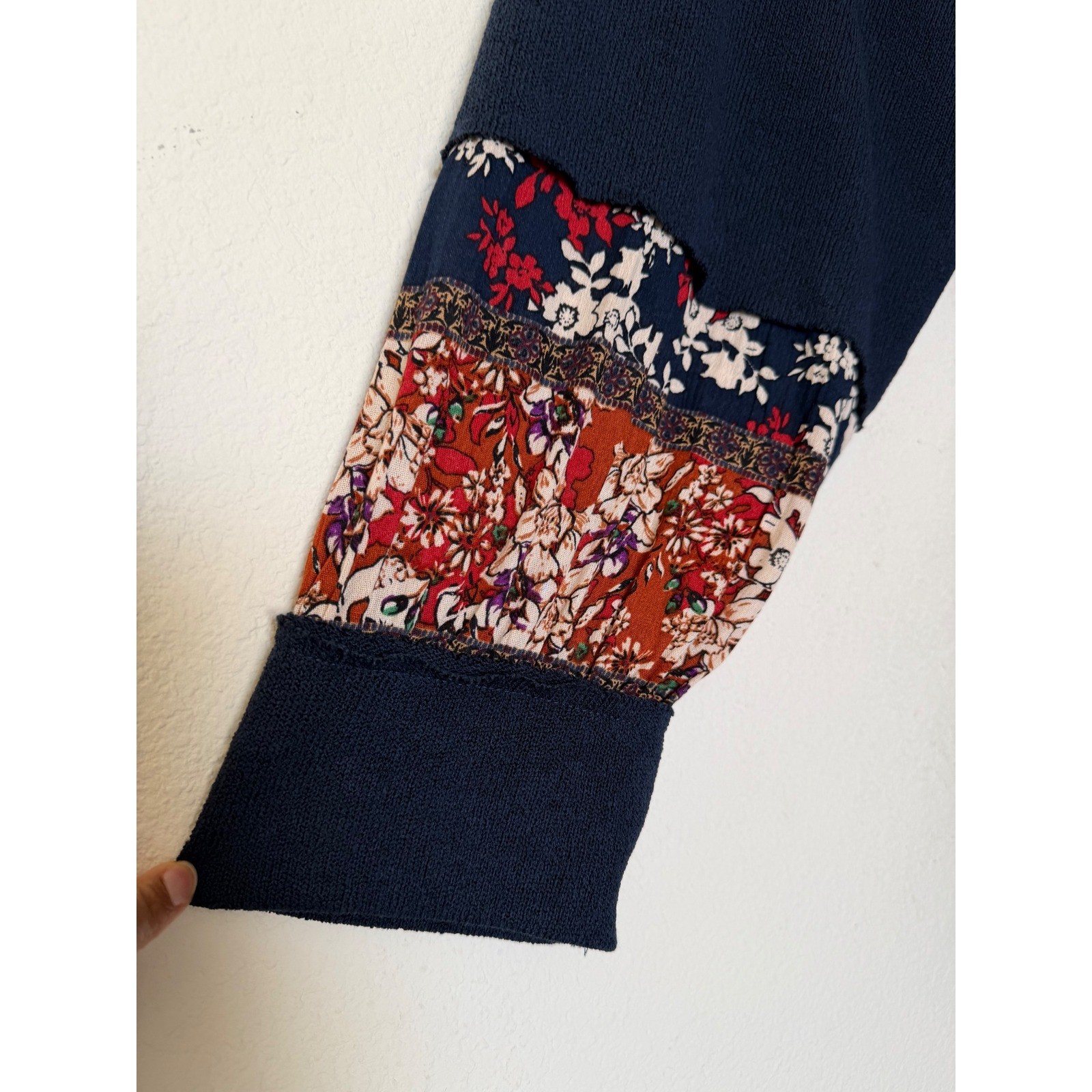 GiGio Plus 1XL Floral Patchwork Mixed Media Raglan Top Navy Blue Boho Relaxed