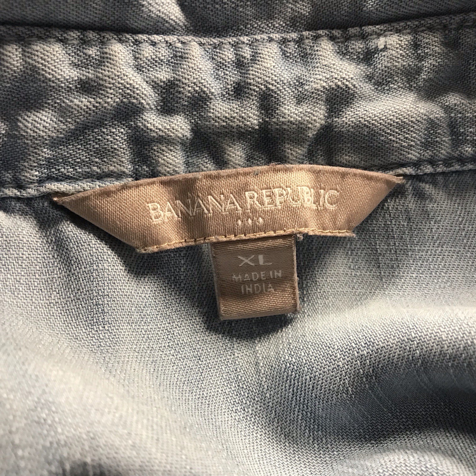 VINTAGE BANANA REPUBLIC CHAMBRAY BUTTON DOWN SHIRT 100% LYOCELL WOMENS SIZE XL