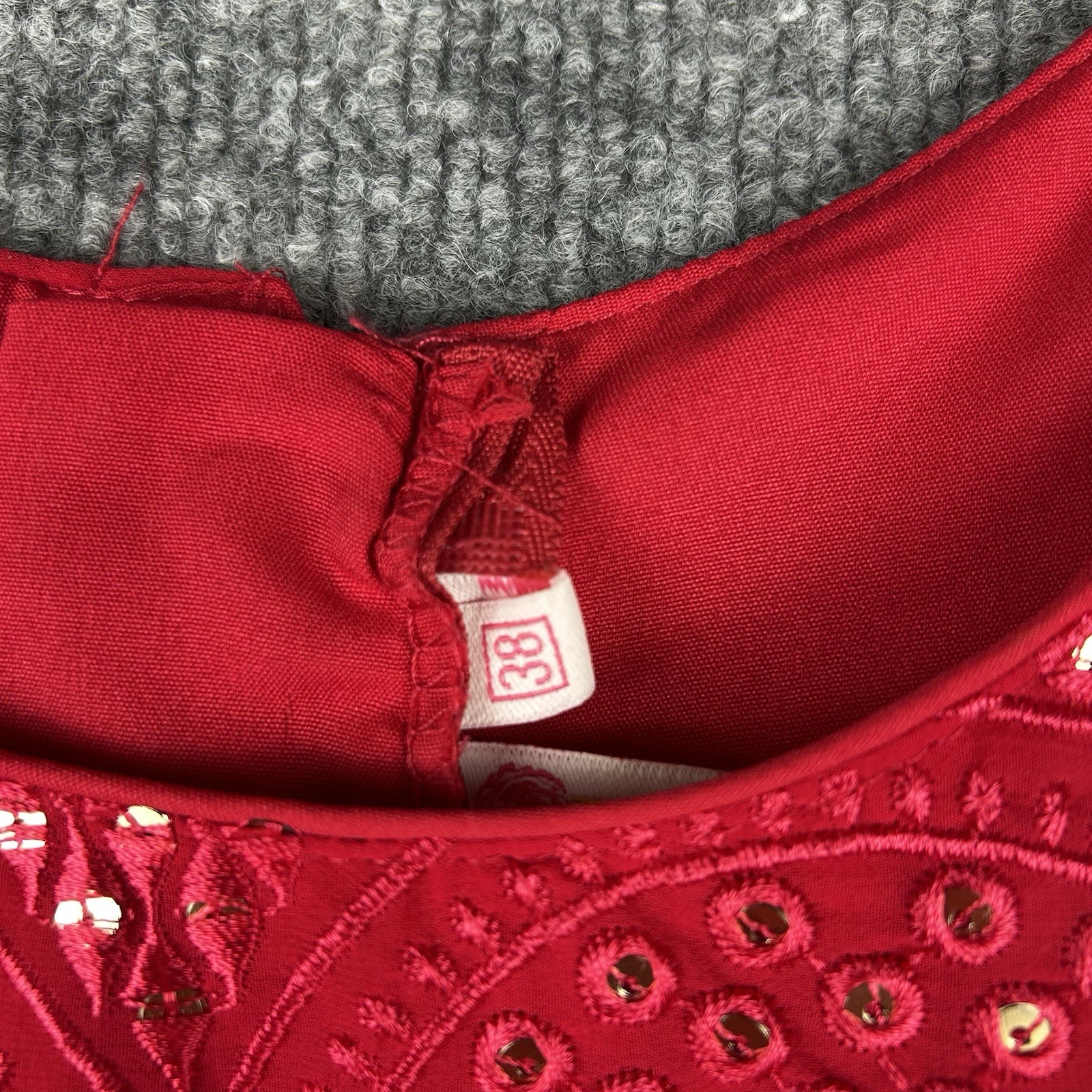 Roopam Designer Studio Red Sequin Embroidered Crop Top Saree Blouse Size 38 95cm