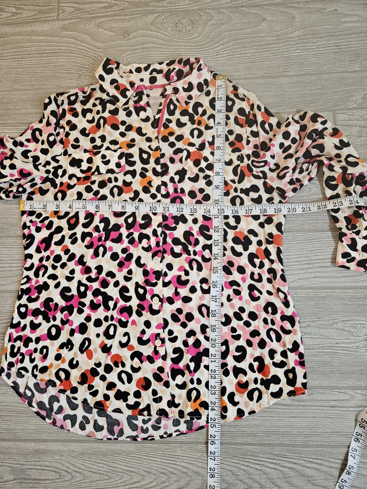 Chicos Cheetah Print Button Up Shirt Black Pink Women Medium 8/10