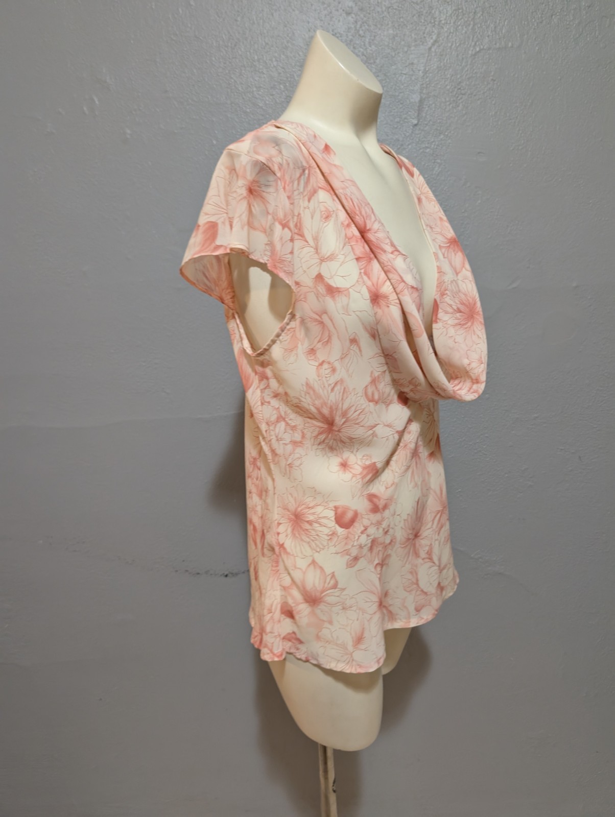 Vintage Cottage Core Top L Flower Print Pink White Deep Scoop Neck Flutter Fairy