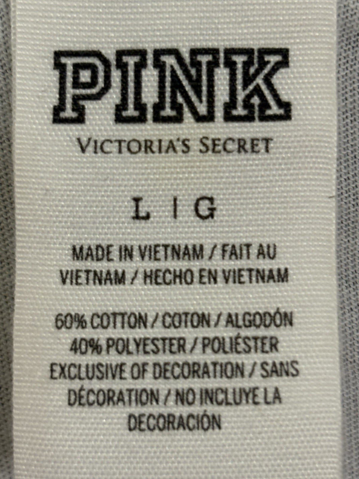 VICTORIAS SECRET PINK TROPICAL FLORAL”LOVE PINK””1986″DOG VNECK TEESHIRT