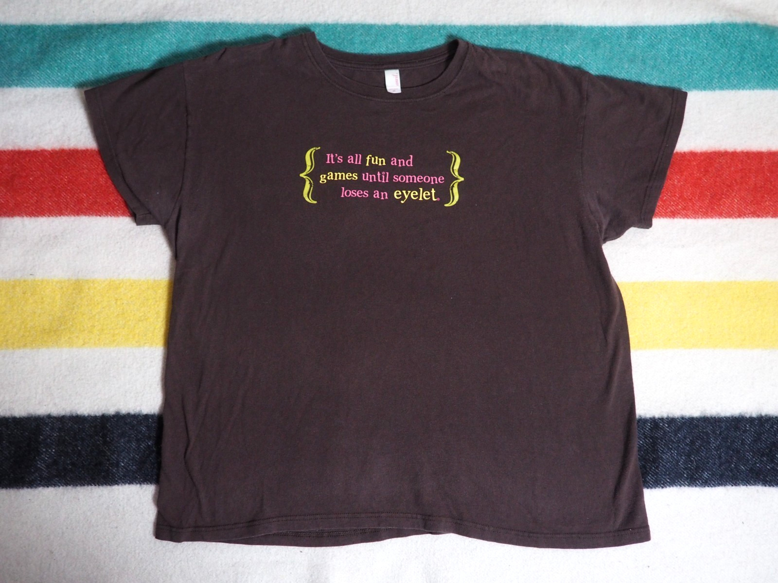 VTG Y2k 2000s Anvil Text Joke Fun Games Mallcore Owl Brown Baby Tee T-Shirt 2XL