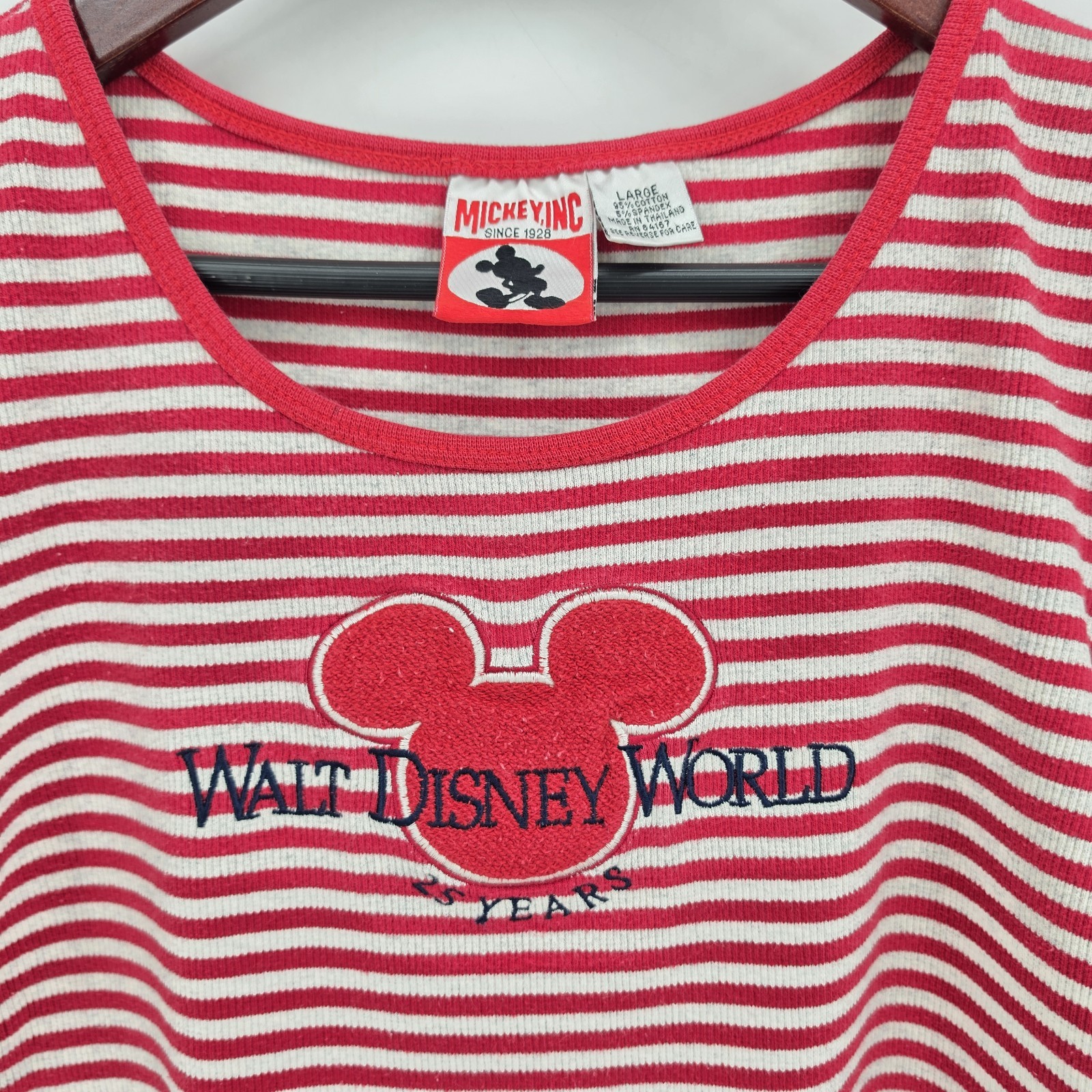 Vintage Walt Disney World 25 Years Shirt Women’s Size Large Red Gray Ribbed
