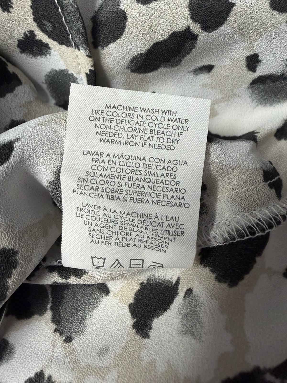 Cabi Blouse Women’s S Spotted Long Sleeve Cream White Black Gray