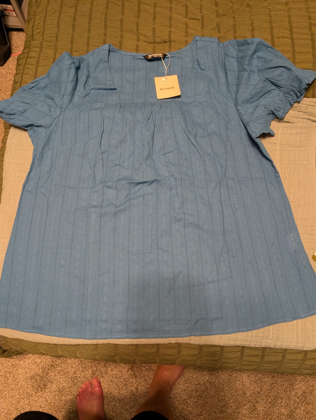 bloom chic blue Shirt nwt size 12