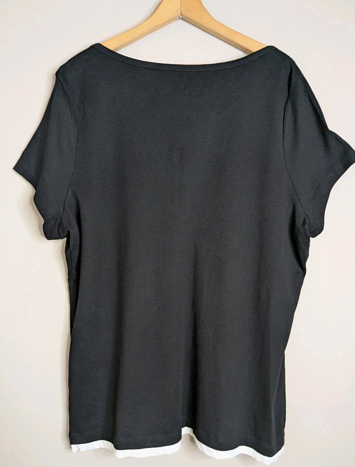Style & Co Short Sleeve V-Neck Knit Top Women’s Plus Size 2X Beading At Neck Blk