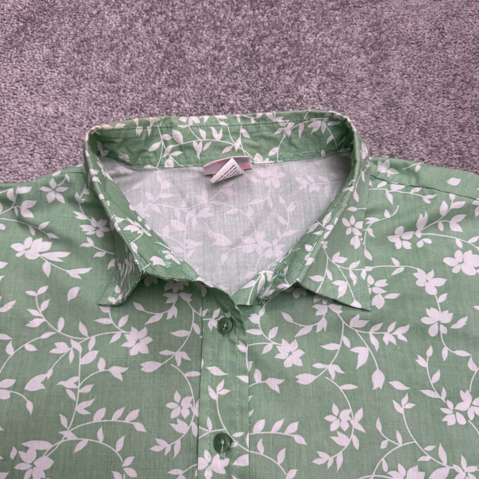 American Sweetheart Button Down Shirt Women XL Petite Green White Floral Cottage