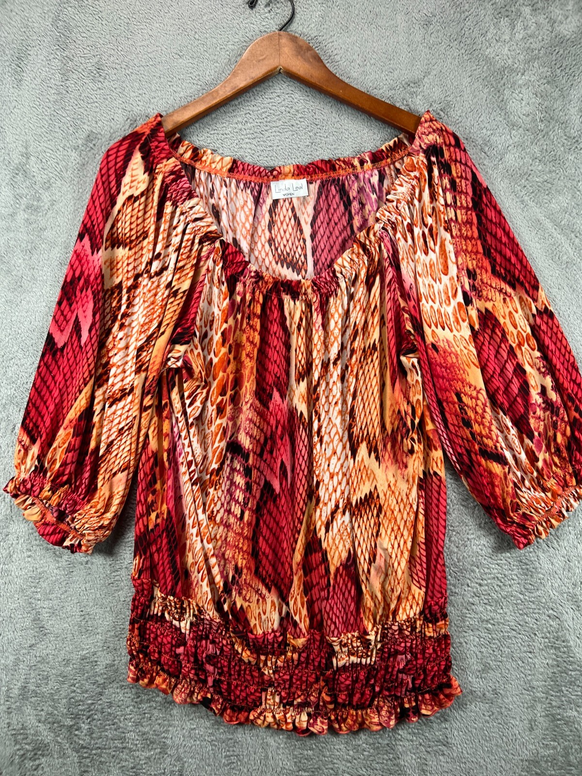 Linda Leal Womens Large Tops Off Shoulder Shirt Red Orange Snake Reptile Stretch
