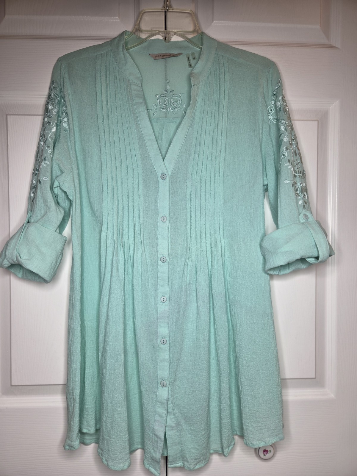 Soft Surroundings Cotton Women’s Med Mint Green Pleats, Roll Tab Long Blouse