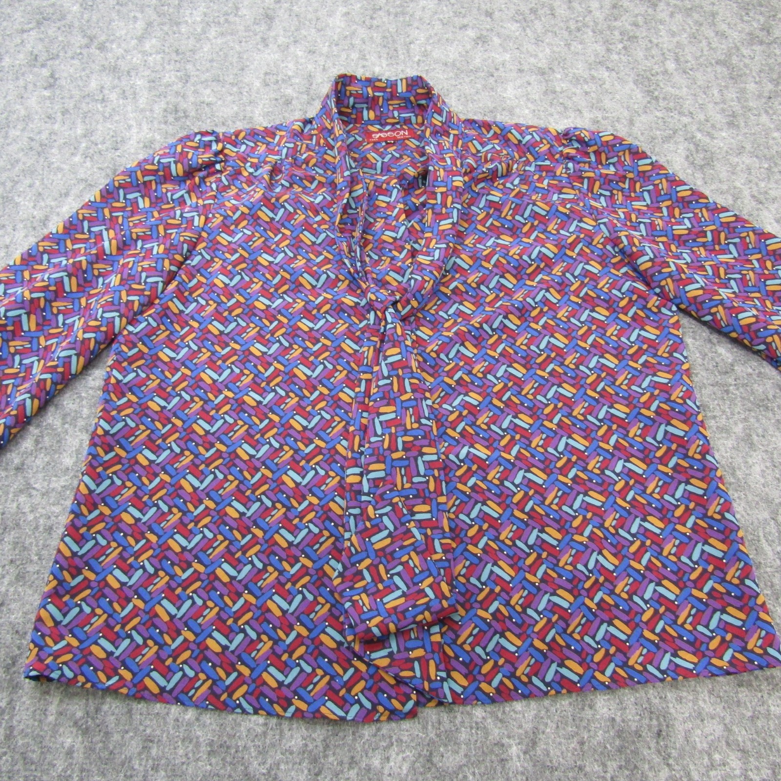 Sasson Shirt Top Blouse Button Up Mock Neck Tie Womens 8 Purple Geometric