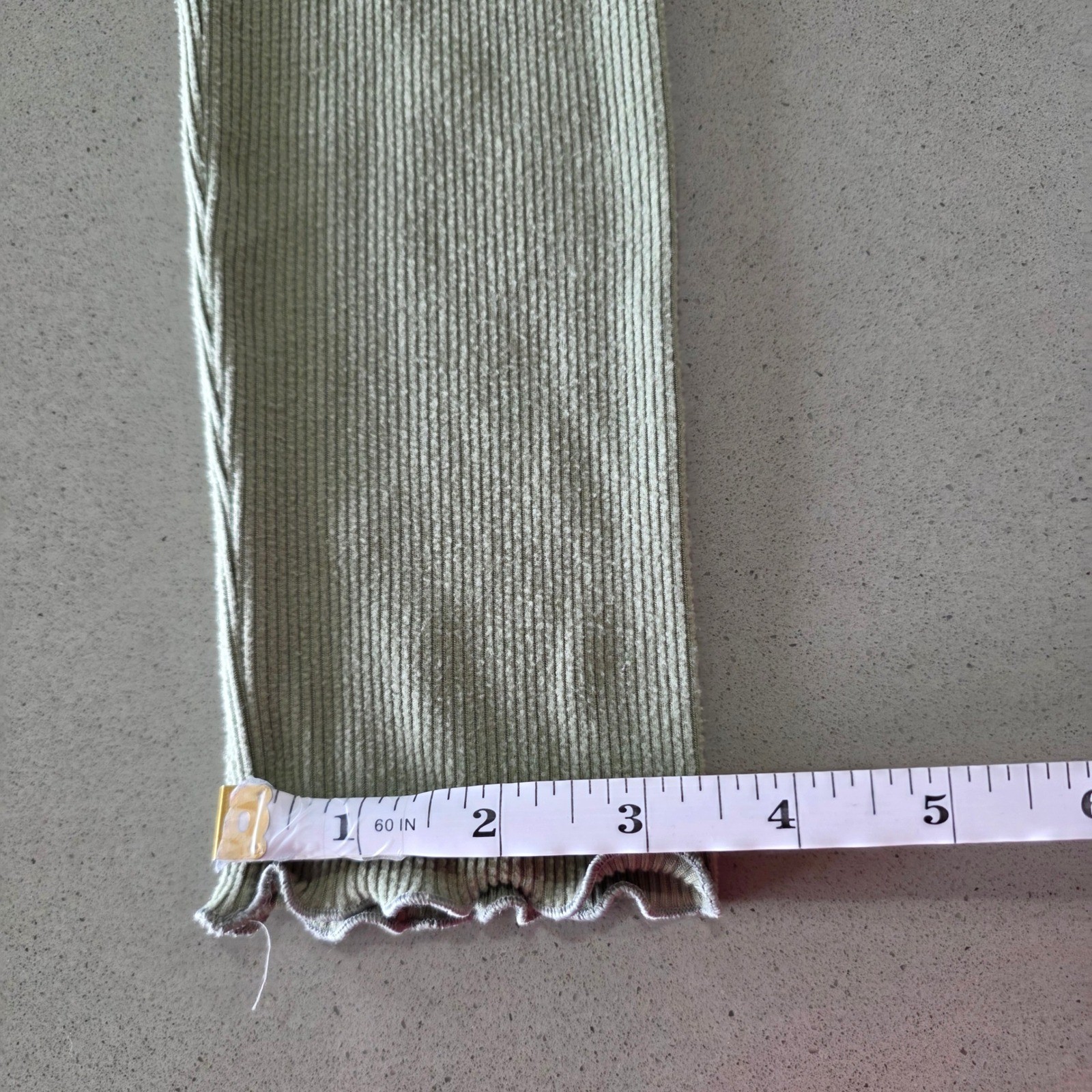 SO Sage Green Ribbed Mock Neck Lettuce Edge Long Sleeve Top Size M