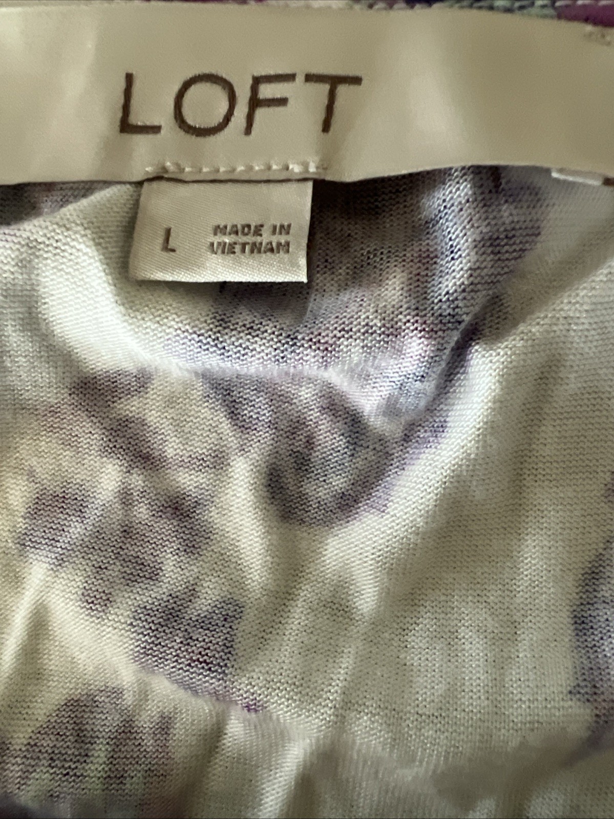 Loft L Purple Floral Pullover Blouse V Neck Long Bell Slvs 100% Rayon Washable