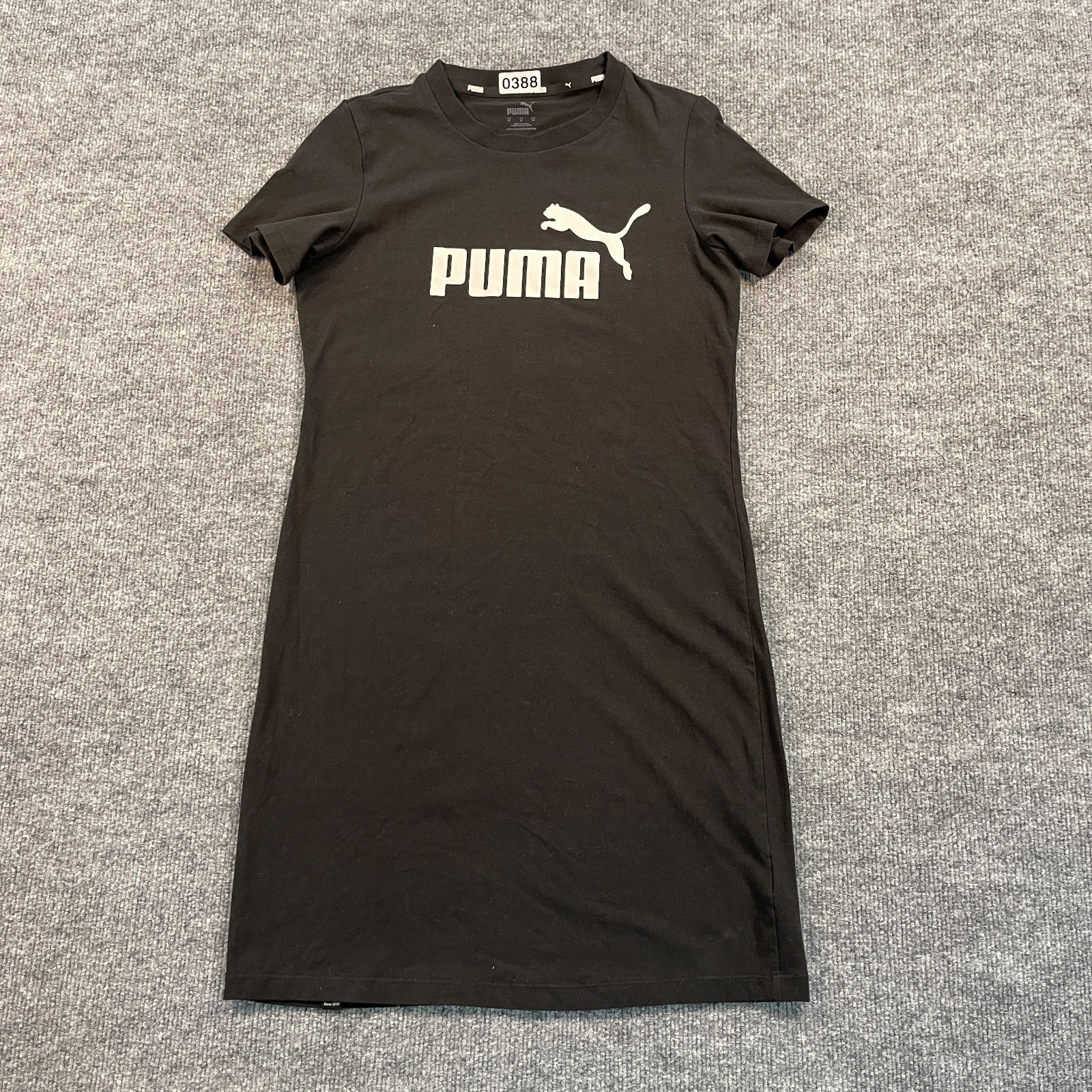 PUMA Essential Slim-Fit Dress Shirt Medium 16×34 Black Spellout