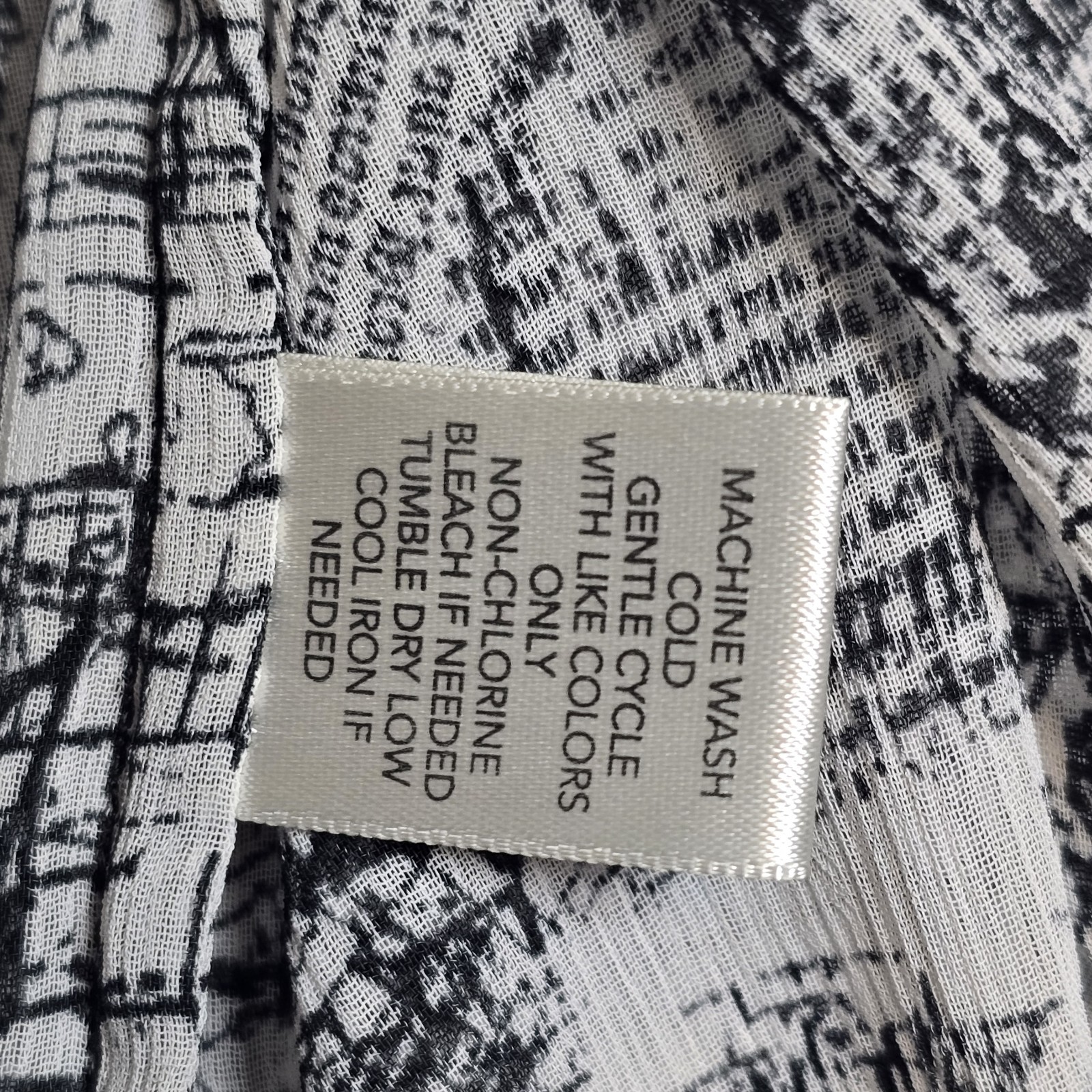 Christopher Banks Open Front Blouse W’s L News Print Sheer Artsy Whimsical