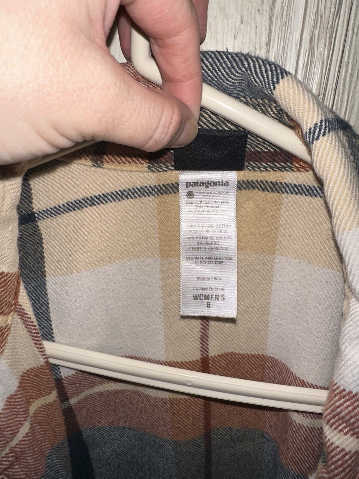 Patagonia Women’s Flannel Button Up Medium Weight Cotton Size 8