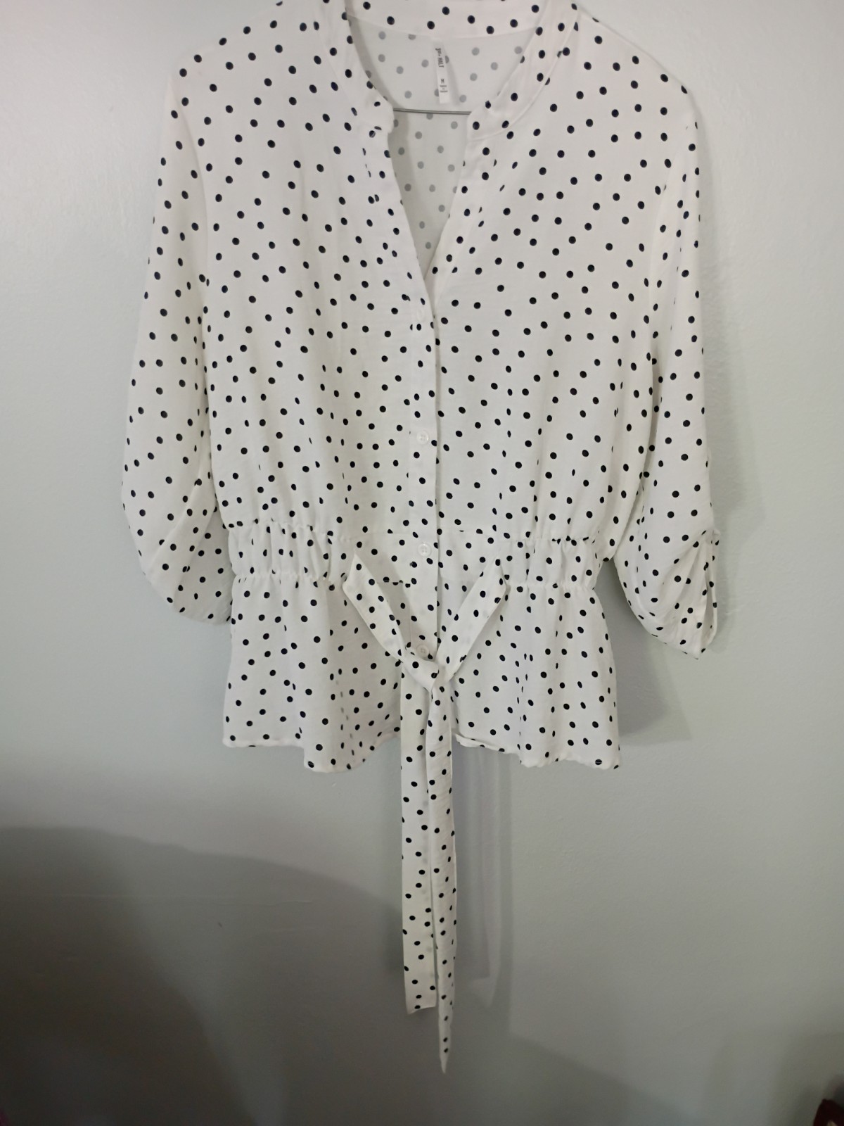 3rd + Malt Blouse Sz M Polka Dot Cinched Waist Tie Front 3/4 Roll Tab Sleeves…