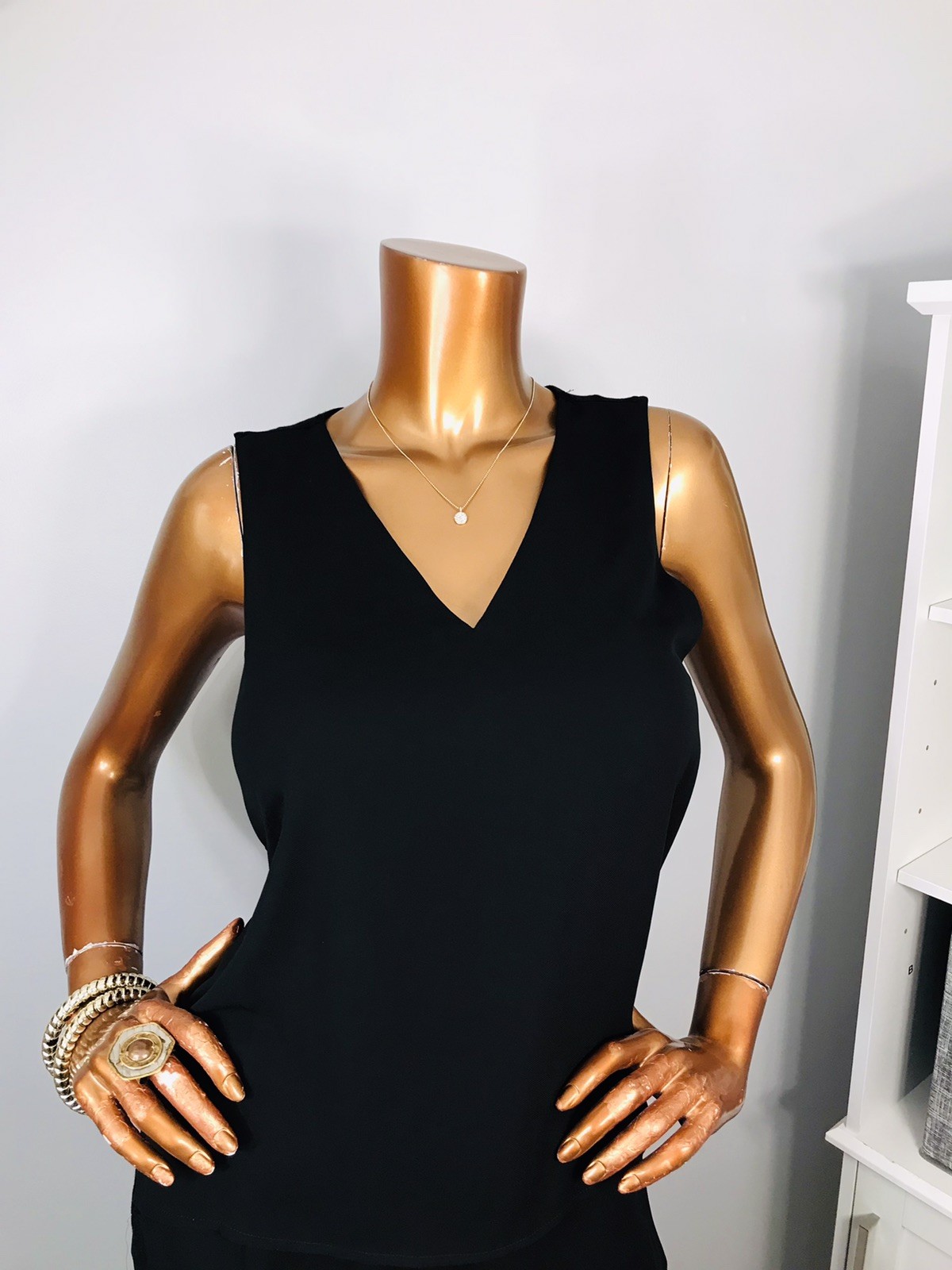 Michael Kors M Top NWT $58 Stretch MK Logo Black Sleeveless Blouse Casual Sexy