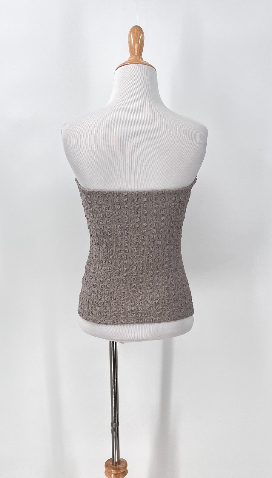 ENZA COSTA Puckered Tub Top Womens Medium Taupe Gray Sleeveless Quiet Luxury NEW