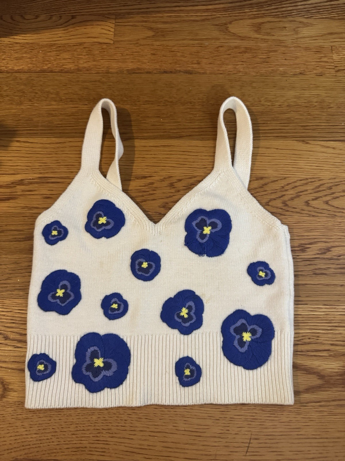 Alice+Olivia Cream and Blue Floral Knit Top Size Small