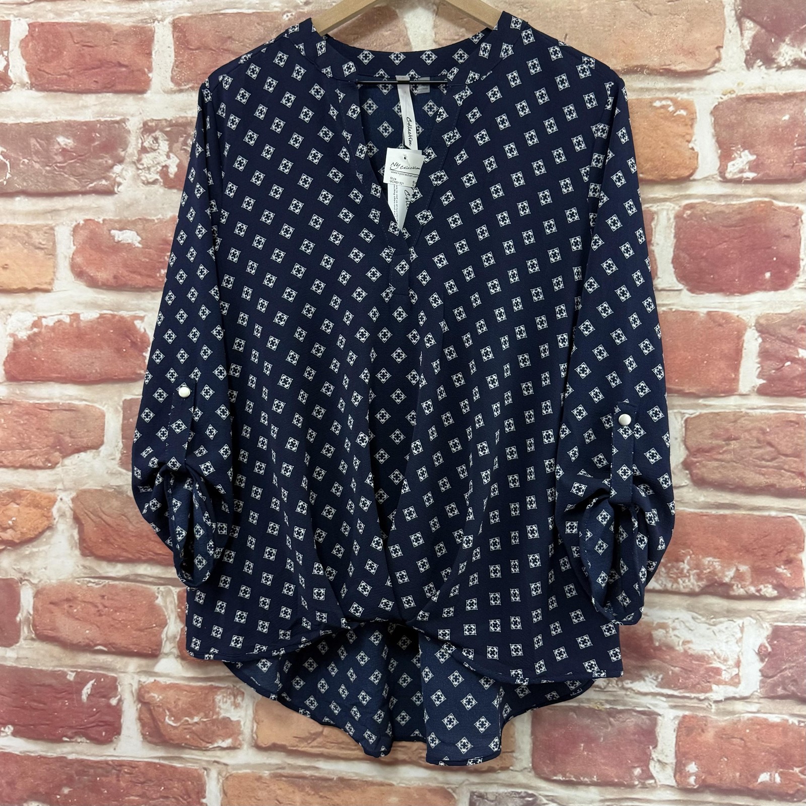 NY Collection Top Womens XL Blue White Diamond Abstract Casual Career Shirt