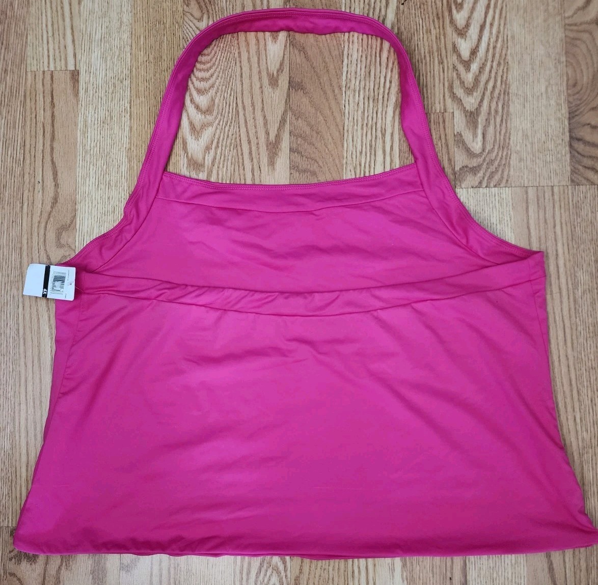 Edited by Remi Bader Women’s Stretch Fitted Halter Top Plus Size 4X