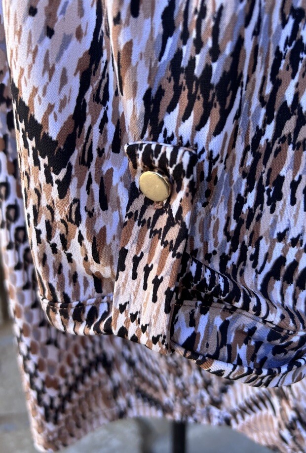 DANA BUCKMAN Tunic Top 2X 3X Beige Black Easy Care Knit Abstract Print Excellent